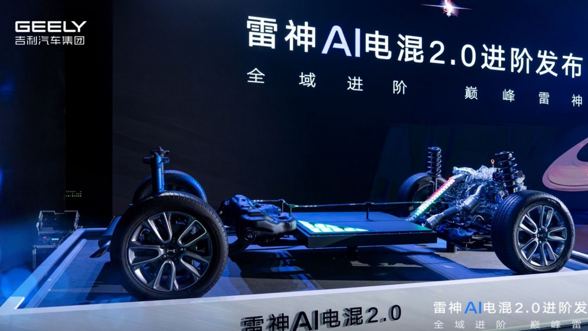 Geely phát triển và cho ra mắt hệ truyền động Leishen AI Hybrid 2.0 trong năm 2025