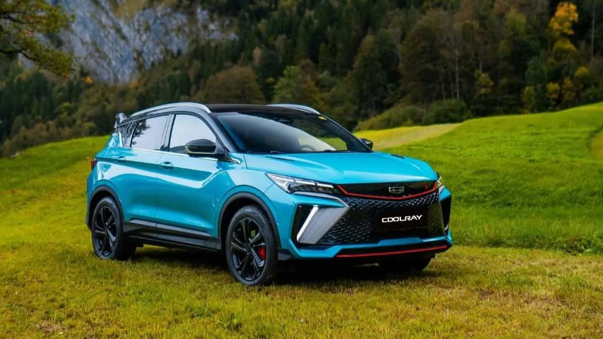 Nữ mệnh tuổi Dần 1998 chọn xe màu xanh nước biển giúp mang đến sự bình an 