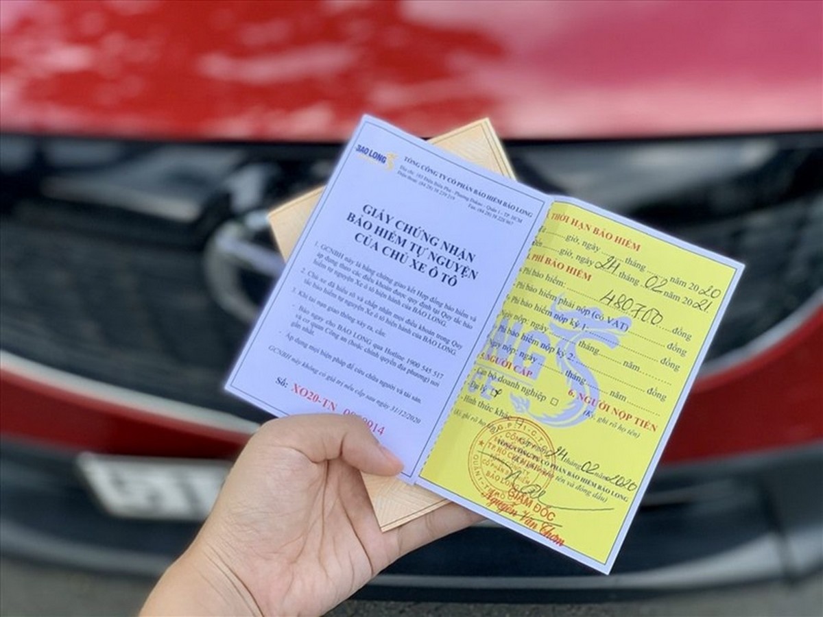 Bảo hiểm vật chất xe ô tô là gì và có bắt buộc mua không?