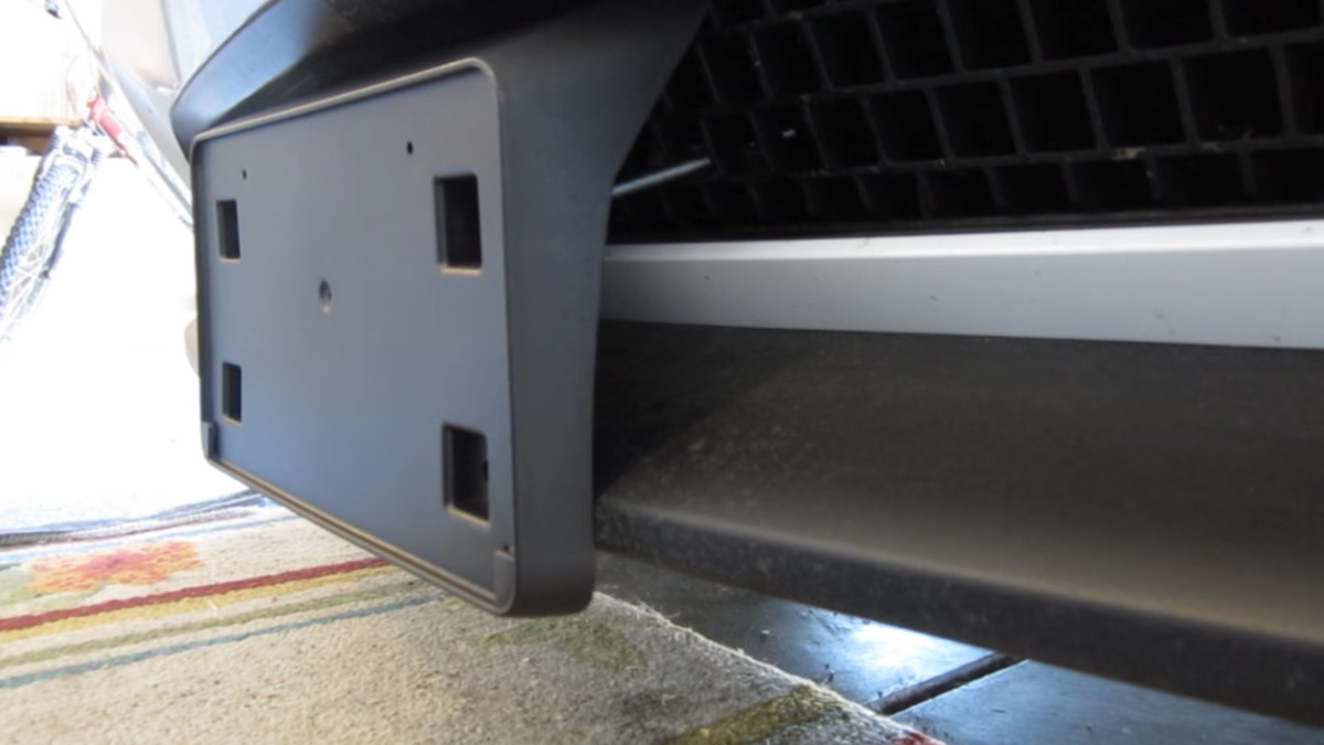 Biển số ô tô khung nhựa